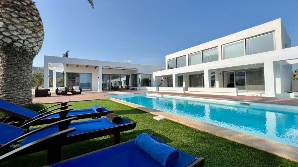 Leblanc Luxurious Beachfront Villa, Gcollectiongr Ermioni Exterior foto