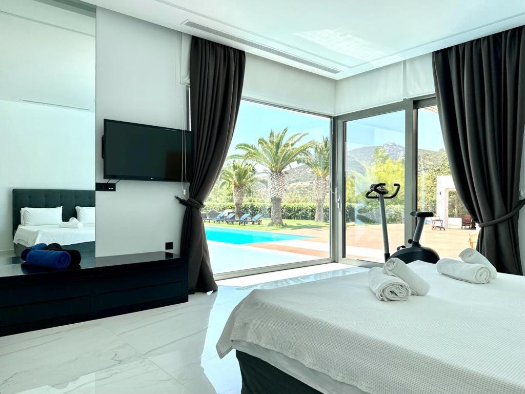 Leblanc Luxurious Beachfront Villa, Gcollectiongr Ermioni Exterior foto